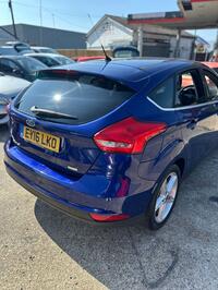 FORD FOCUS